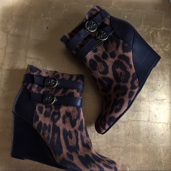 Jaclyn Smith Shoes - Leopard Wedge Ankle Booties